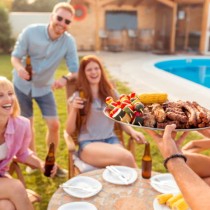 9 Things to Never Do at an Outdoor Party | Party Hosting Dos and Don'ts