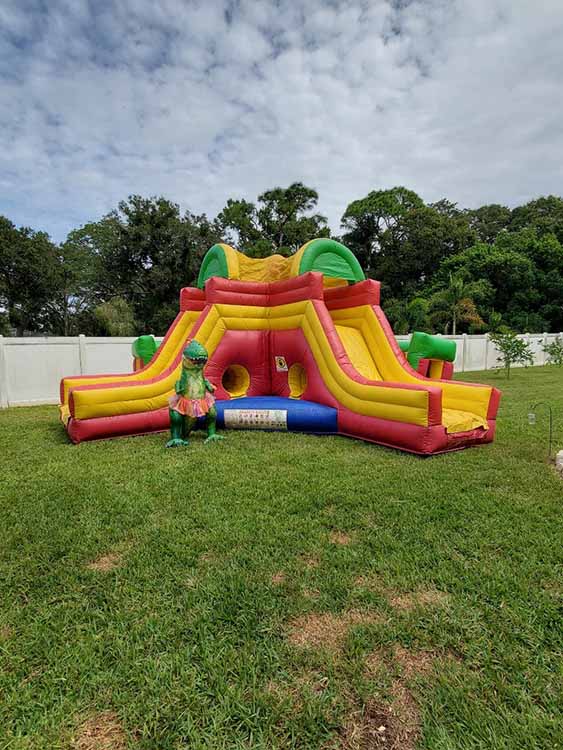 Bouncer Maze Rentals & Inflatable Fun