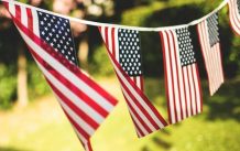 How to Host A Memorial Day Party