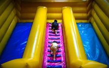 Indoor Bounce House in Tampa | Popular Bounce House Places